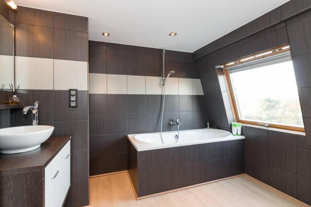 Duplex Appertement Met Zicht Damse Vaart @ Brugge Apartamento Exterior foto